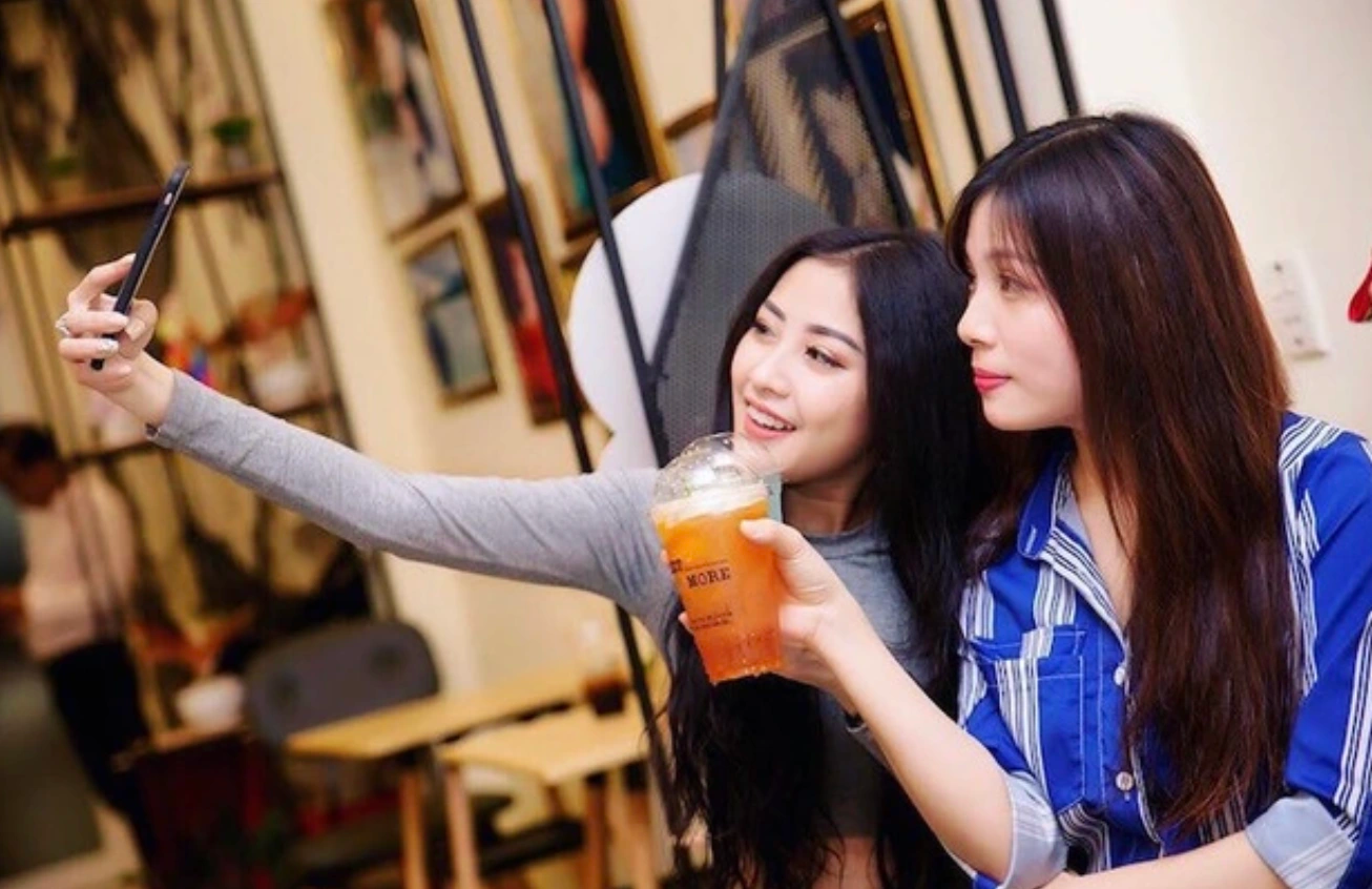 Tích cực khi Gen Z thích trà sữa hơn bia rượu